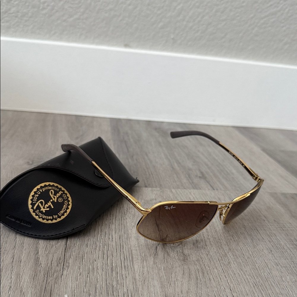 Ray-Ban Gold and Brown Aviator Sunglasses